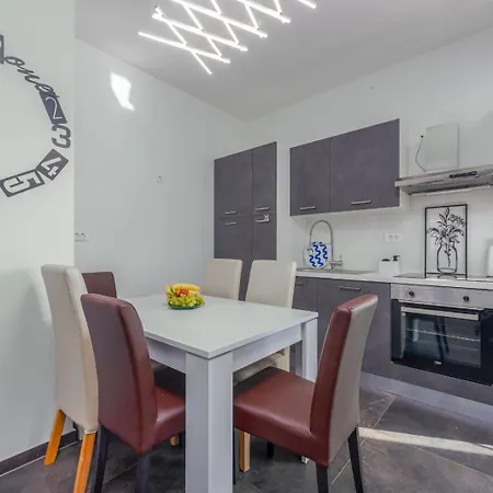 Agava Apartment *